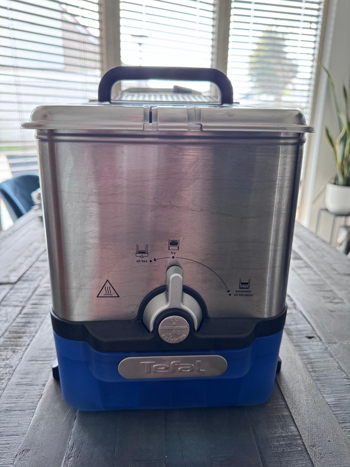 Tefal Oleoclean Pro Inox & Design 3,5L FR8040, Witgoed en Apparatuur, Frituurpannen, 3 tot 4 liter, Ophalen, Zo goed als nieuw