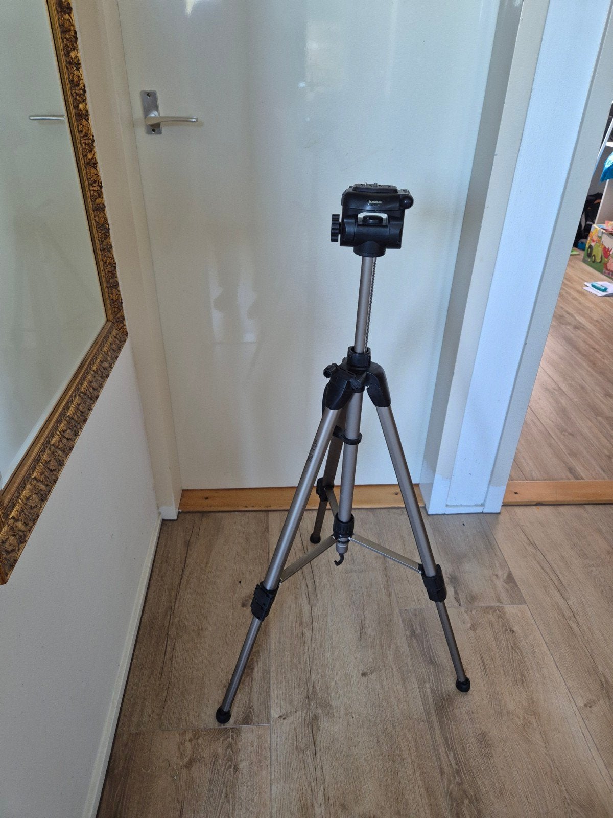 Hama star 63 statief, Audio, Tv en Foto, Fotografie | Statieven en Balhoofden, Ophalen of Verzenden, 150 tot 175 cm, Driepoot