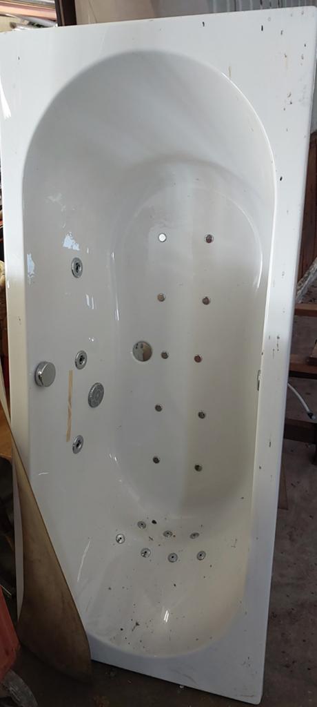 Whirlpool bad opknapper of onderdelen, Ophalen, Bad
