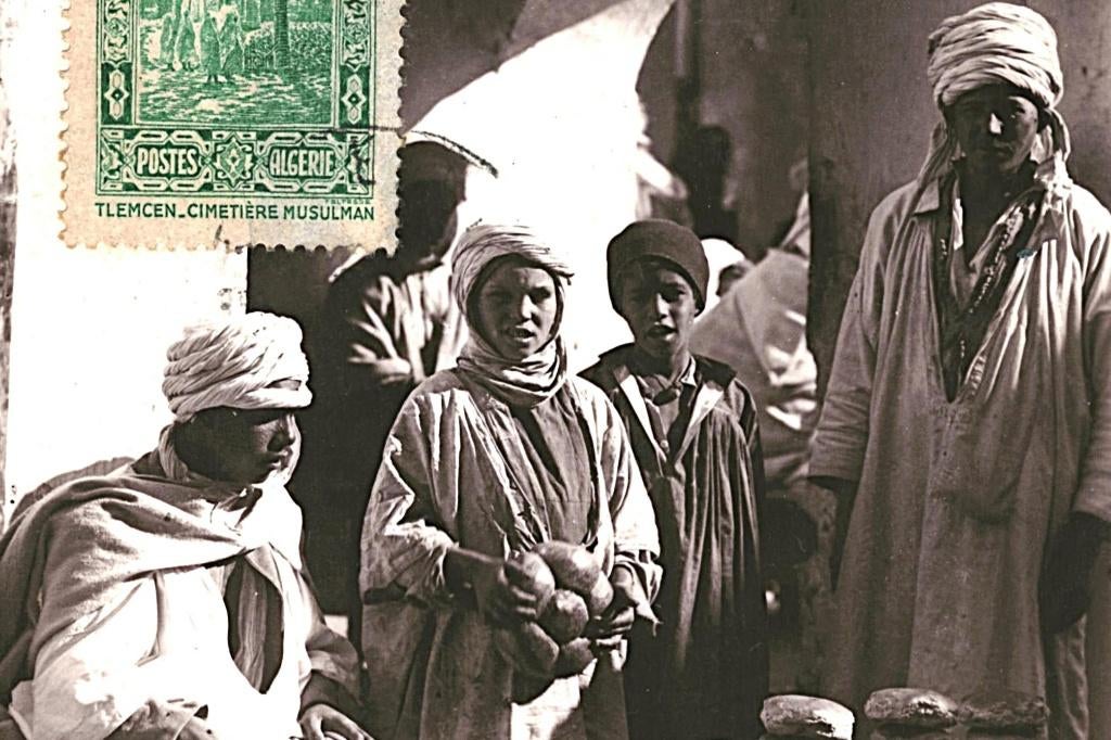 992524 Klederdracht ALGERIE Algerije _postzegel opvoorzijde, Ophalen of Verzenden, Voor 1920, Klederdracht