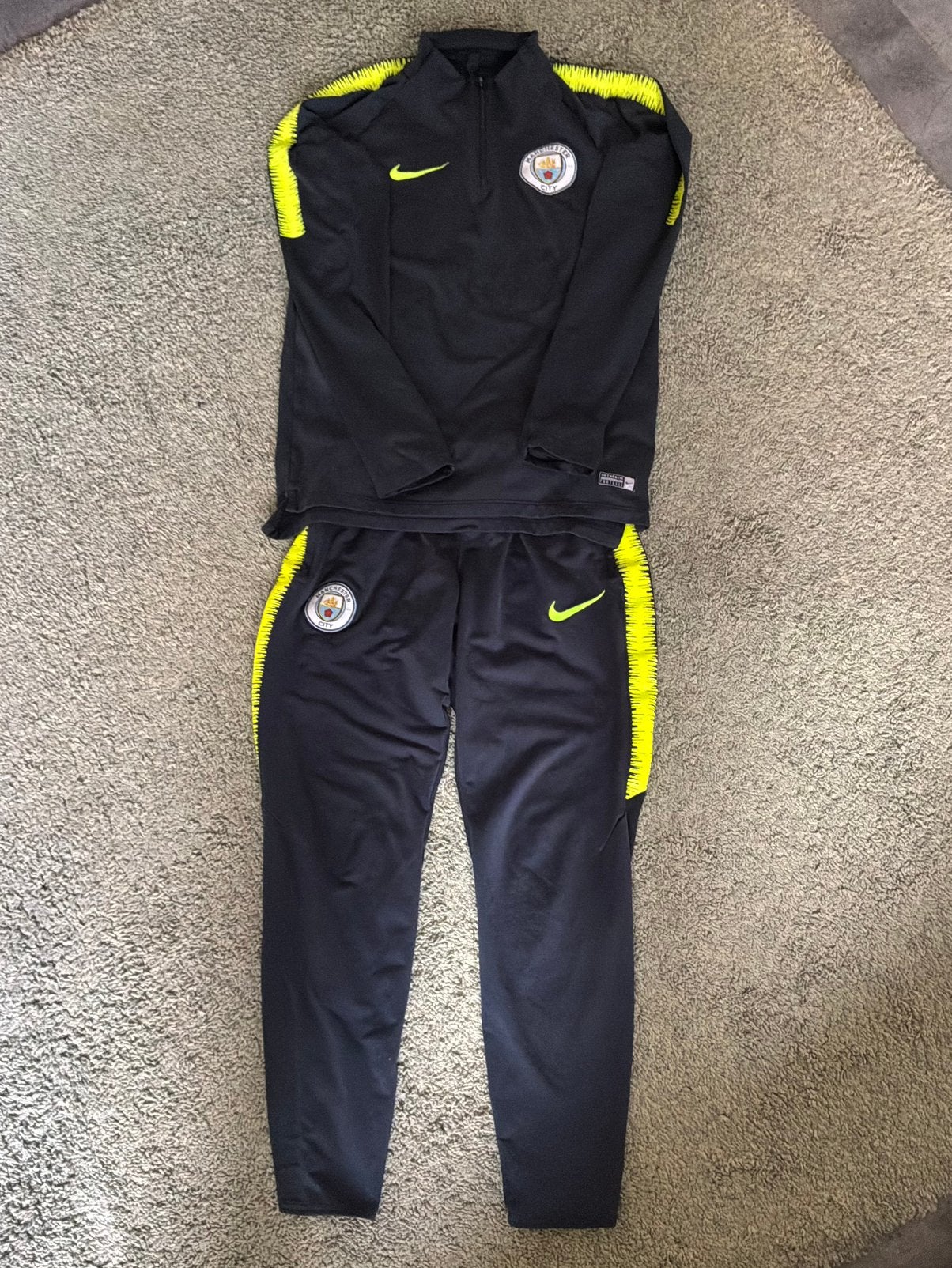 Voetbaltrainings pak manchester, Blauw, Ophalen of Verzenden, Voetbal, Gedragen