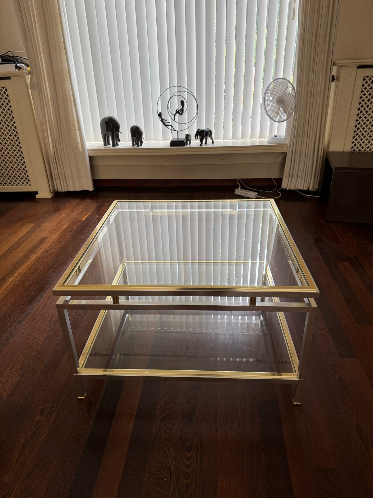 Glazen salontafel met gouden frame, Huis en Inrichting, Tafels | Salontafels, Ophalen, 50 – 75, Vierkant, 50 tot 100 cm