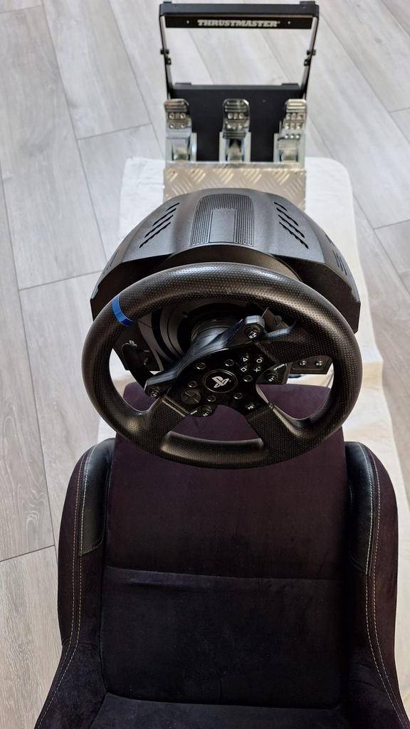 Playseat met Thrustmaster RS force feedback en 2 sturen, Ophalen, Gebruikt