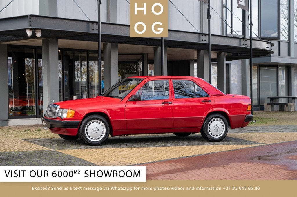 Mercedes-Benz 190 E 1.8 (bj 1992), Auto's, Oldtimers, Stof, Zwart, Bedrijf, Handgeschakeld