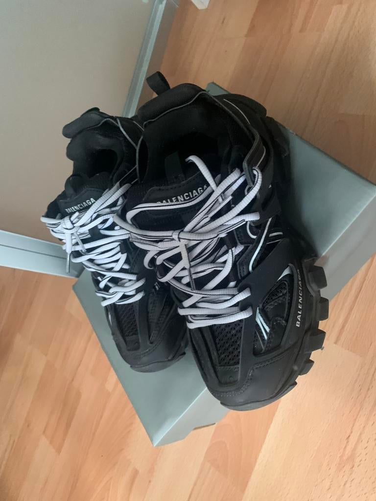 Balenciaga tracks, Kleding | Heren, Schoenen, Ophalen of Verzenden, Zo goed als nieuw, Zwart