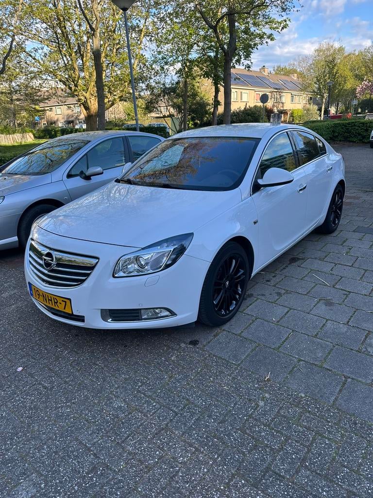 Opel Insignia 1.8 103KW 5-DRS 2010 Wit, Auto's, 4 cilinders, 1796 cc, Wit, Origineel Nederlands