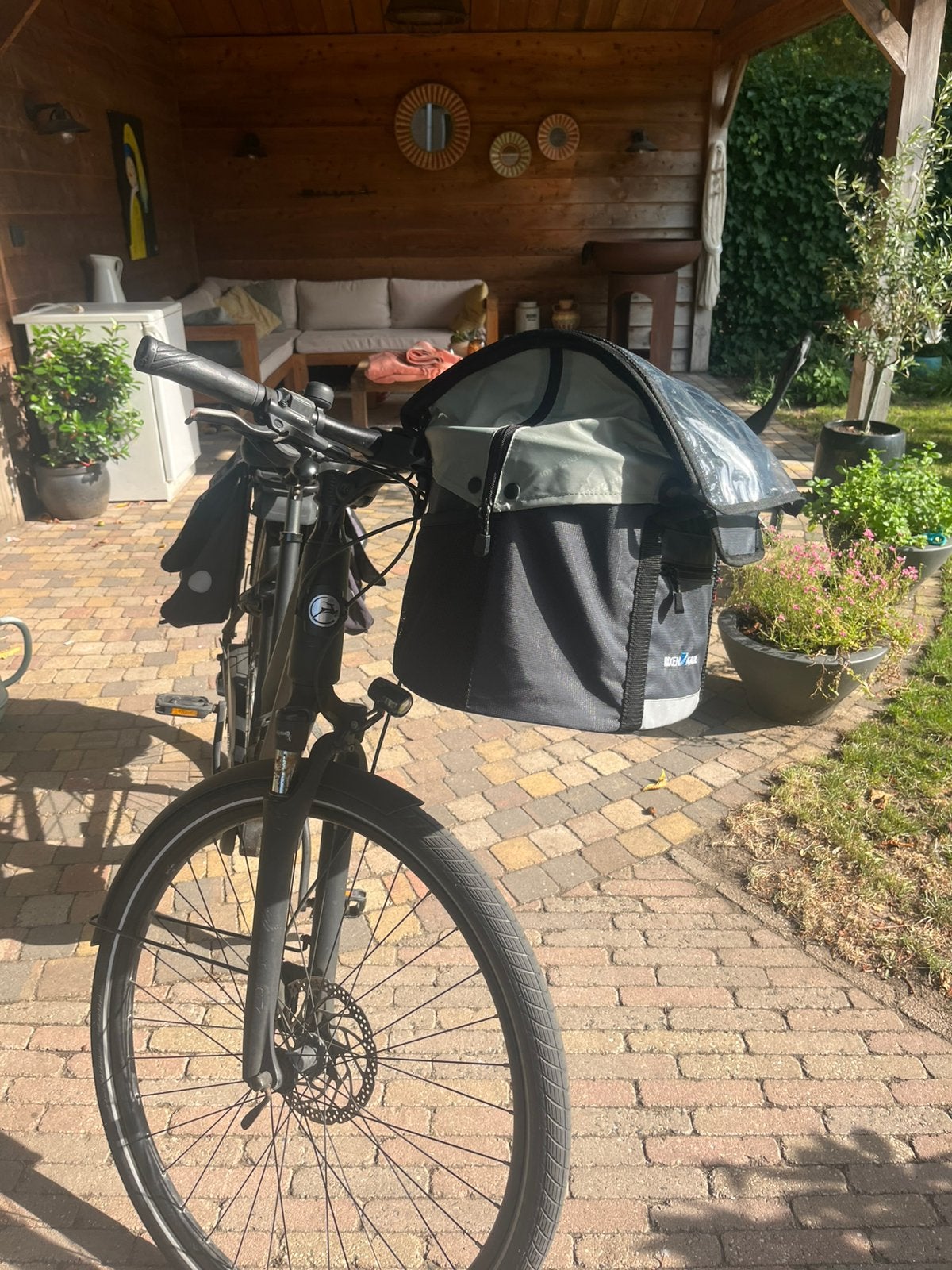 Honden fietsmand, Ophalen, Zo goed als nieuw