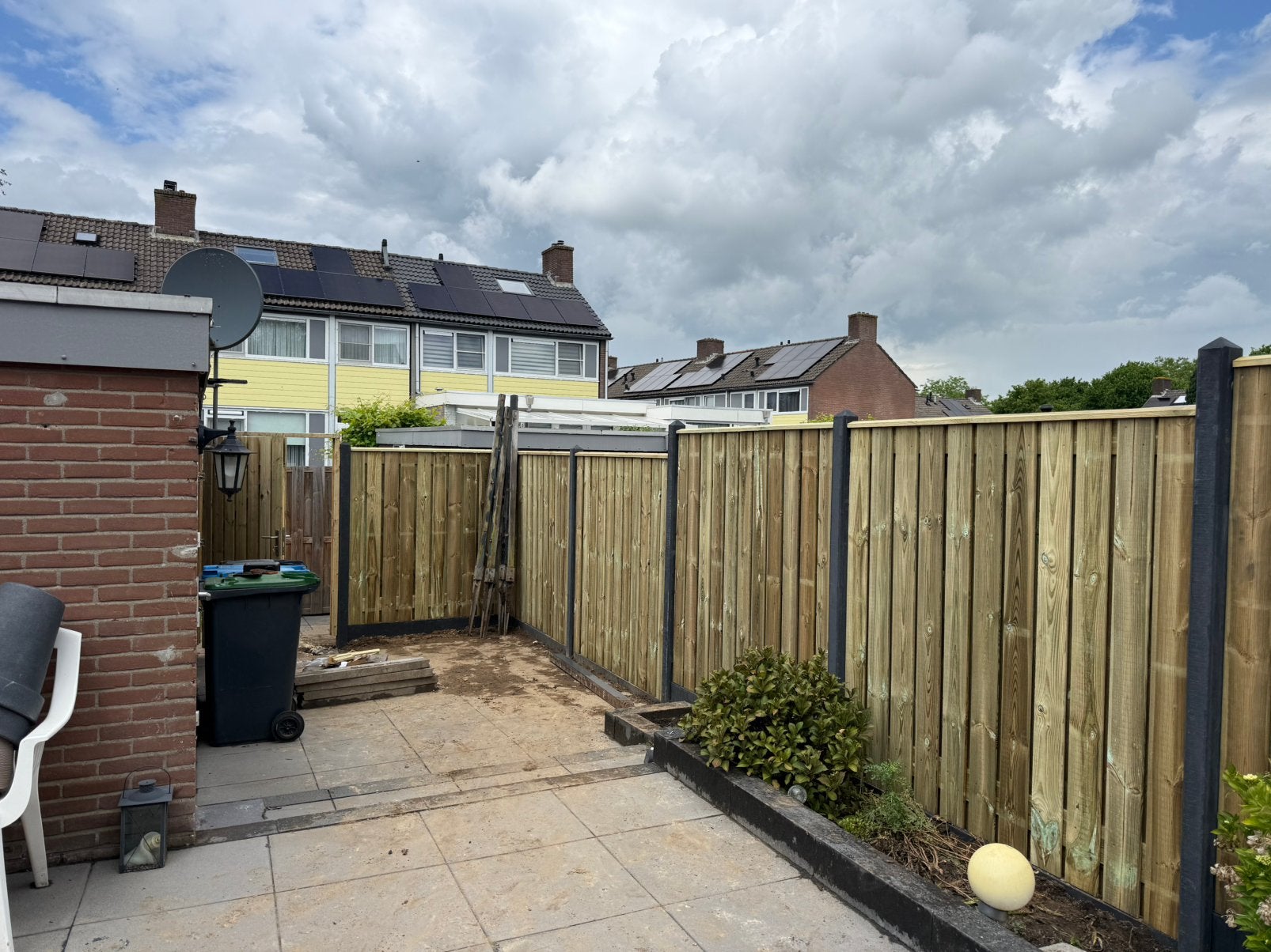 Schutting plaatsen | Beton & Hout | Gratis Inmeten, Tuin en Terras, 1 tot 2 meter, Minder dan 3 meter, Nieuw, Ophalen of Verzenden