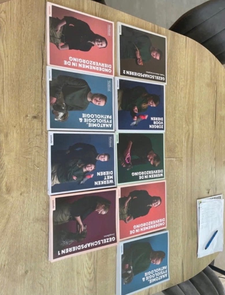Bedrijfsleider dierverzorging boeken en werkboeken, Nieuw, Ophalen of Verzenden, MBO, Animalis