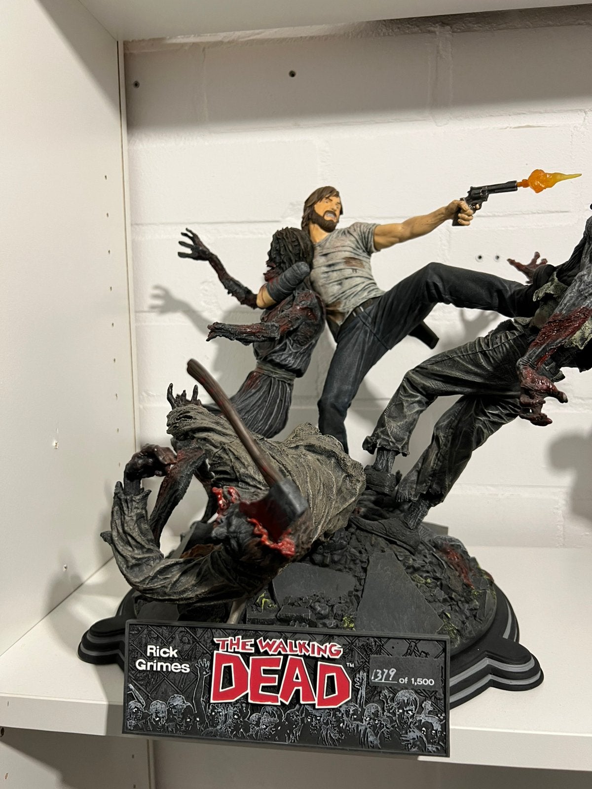 MC Farlane Rick Grimes statue, Verzamelen, Ophalen, Zo goed als nieuw, Beeldje, Replica of Model