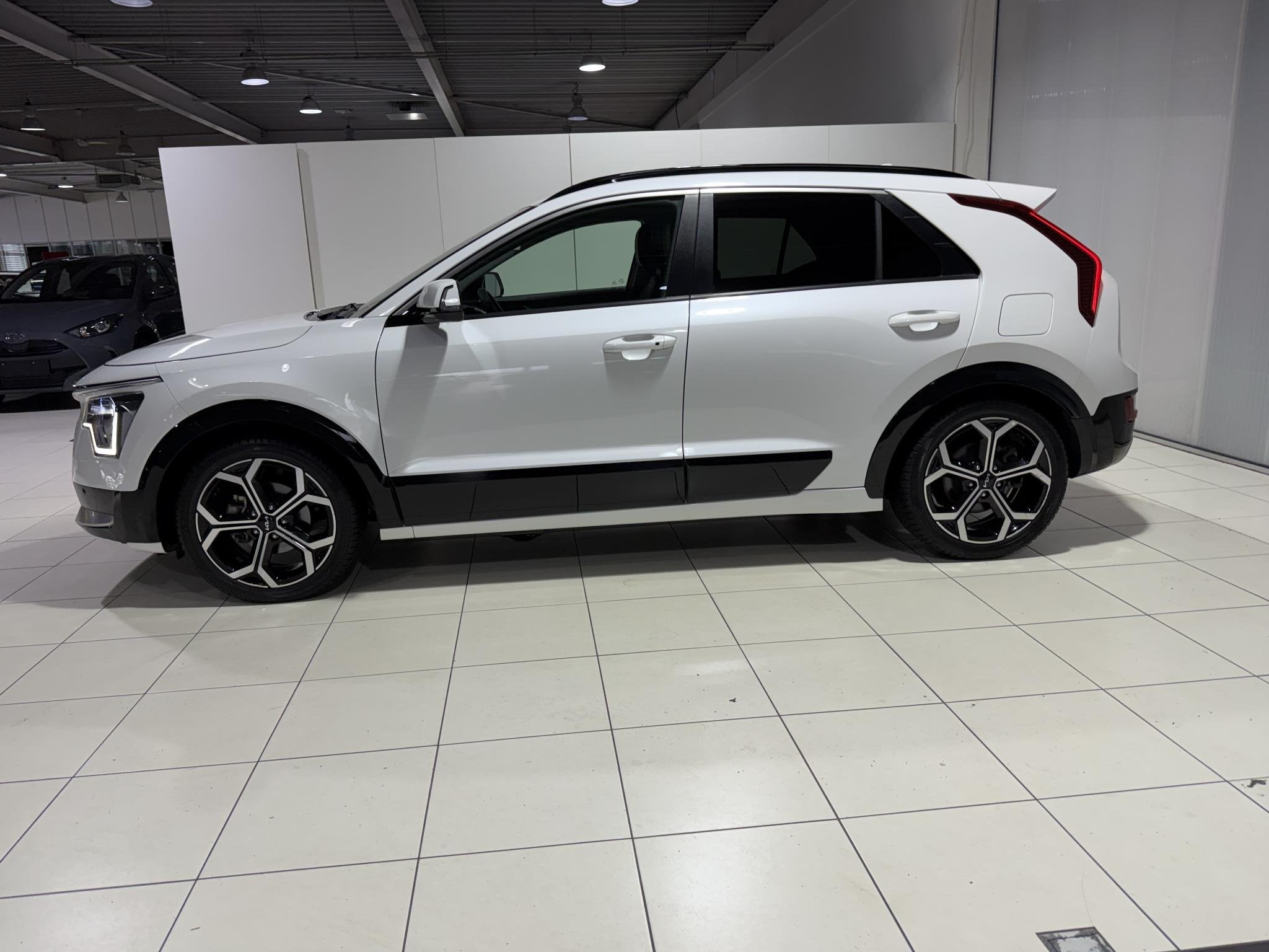 Kia Niro 1.6 GDi Hybrid DynamicPlusLine 18 inch, Stoel en St, 1374 kg, Gebruikt, Euro 6, Automatische klimaatregeling