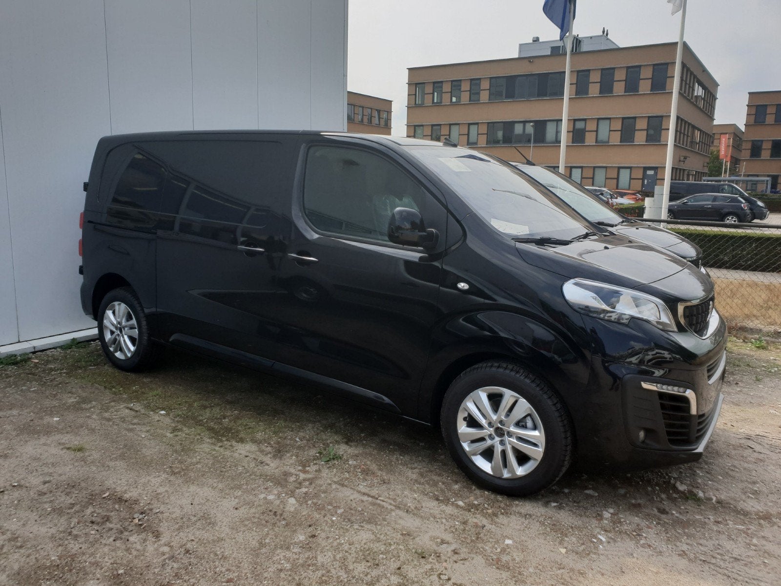 Peugeot Expert 227S GB 2.0 Bluehdi 180pk 3p. STT Eat6 Verh., Auto's, Zwart, Origineel Nederlands, Bedrijf, Diesel