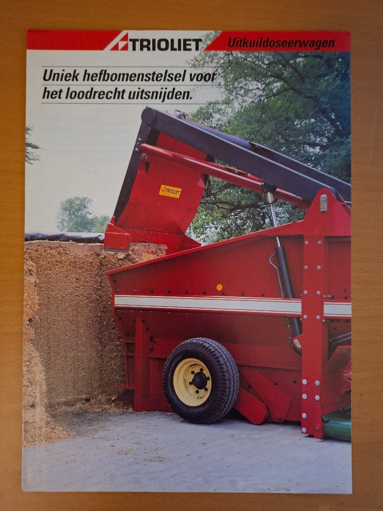 Folder Trioliet Uitkuildoseerwagen, Ophalen of Verzenden, Gelezen, Tractor en Landbouw