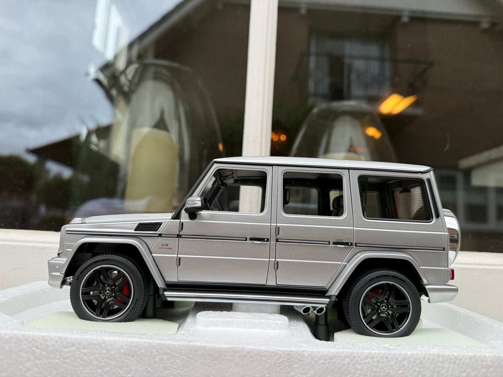 1:18 Mercedes Benz G63 AMG zilver 2017 Autoart 76323, Hobby en Vrije tijd, Modelauto's | 1:18, Auto, Autoart, Ophalen of Verzenden