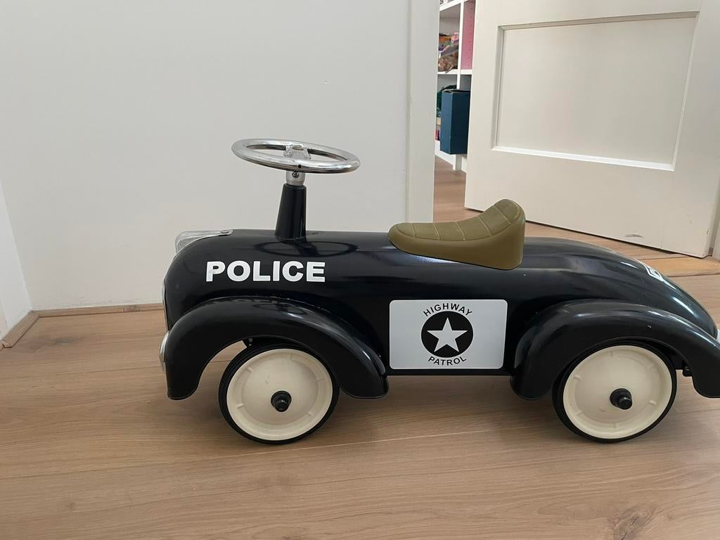 Loopauto police, Ophalen, Zo goed als nieuw