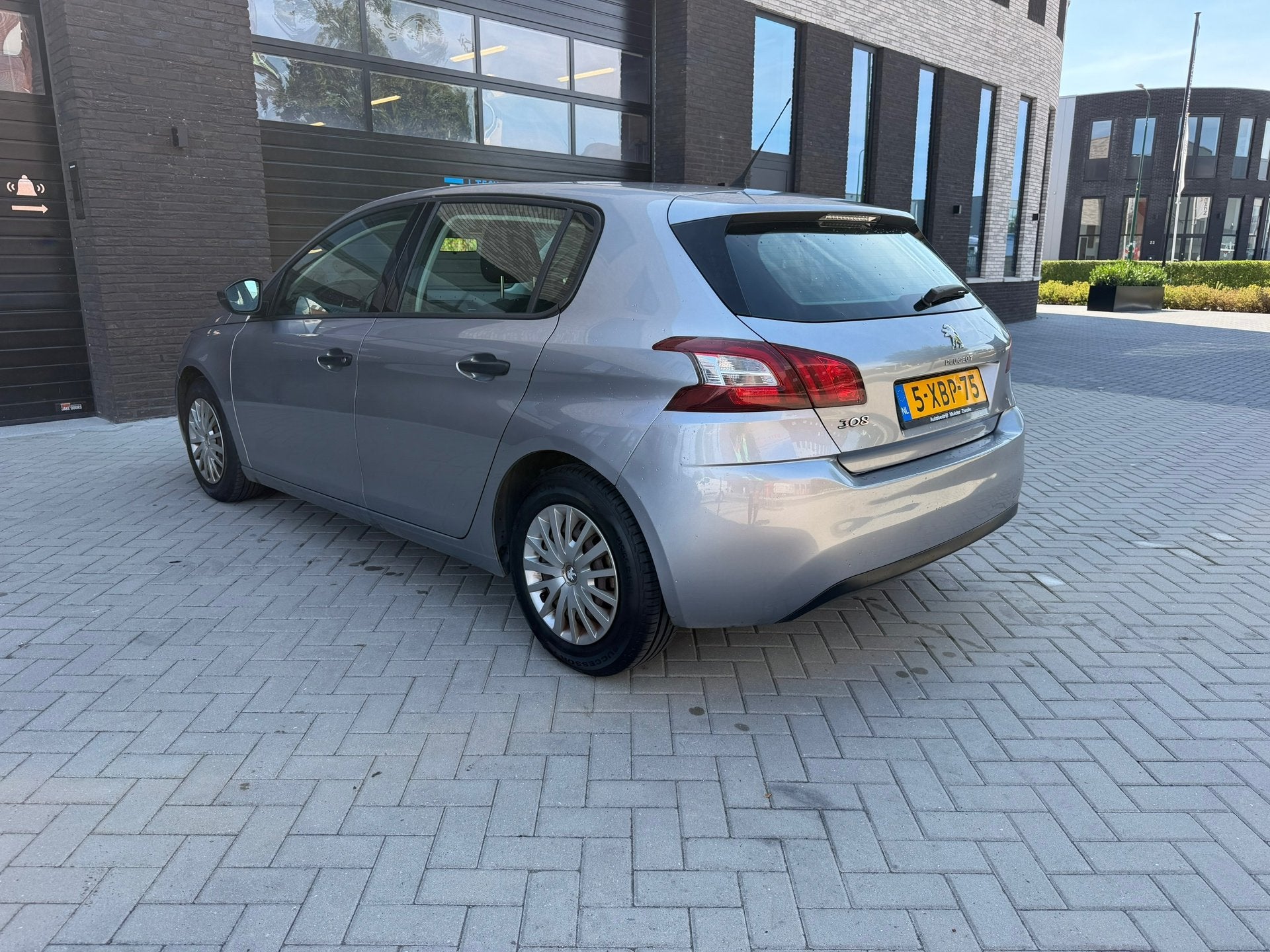 Foto 4 van Peugeot 308 1.2 VTi Access