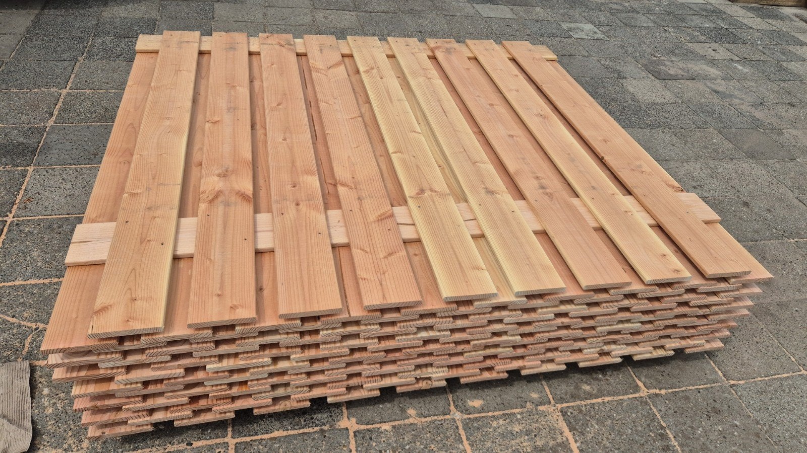 nieuw 21 planks glad geschaafd.hoge kortingen, 1 tot 2 meter, Minder dan 3 meter, Nieuw, Ophalen of Verzenden