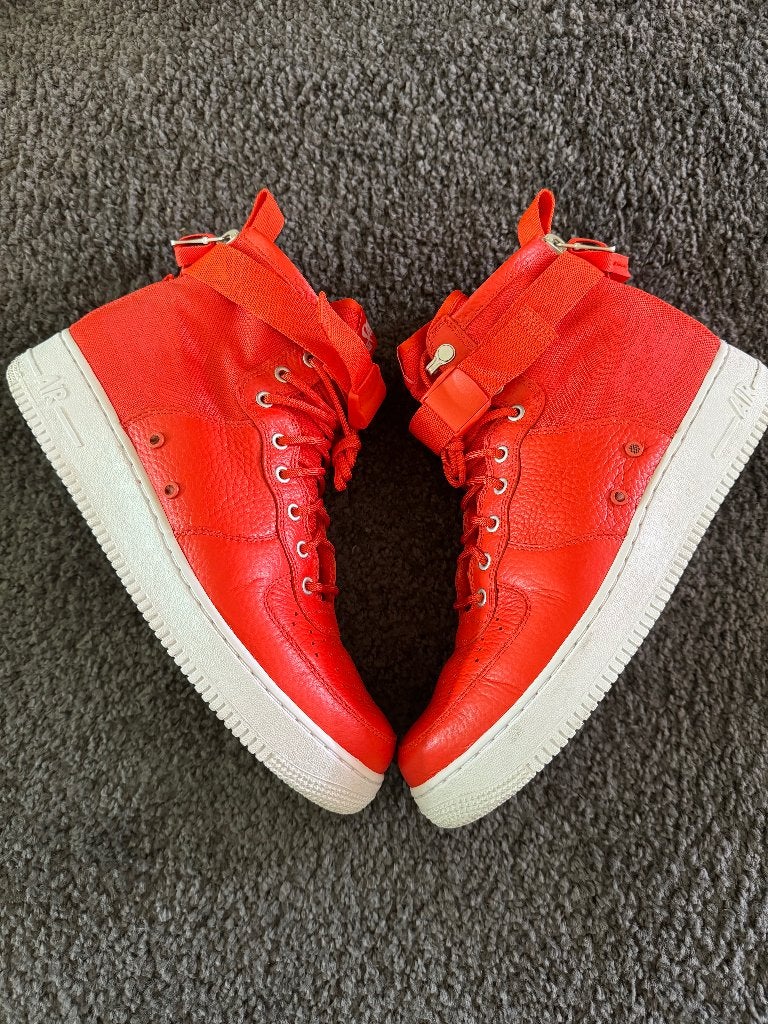 Nike SF Air Force 1 Mid 'Team Orange' (US13/EU47.5), Overige kleuren, Nike, Nieuw, Ophalen of Verzenden