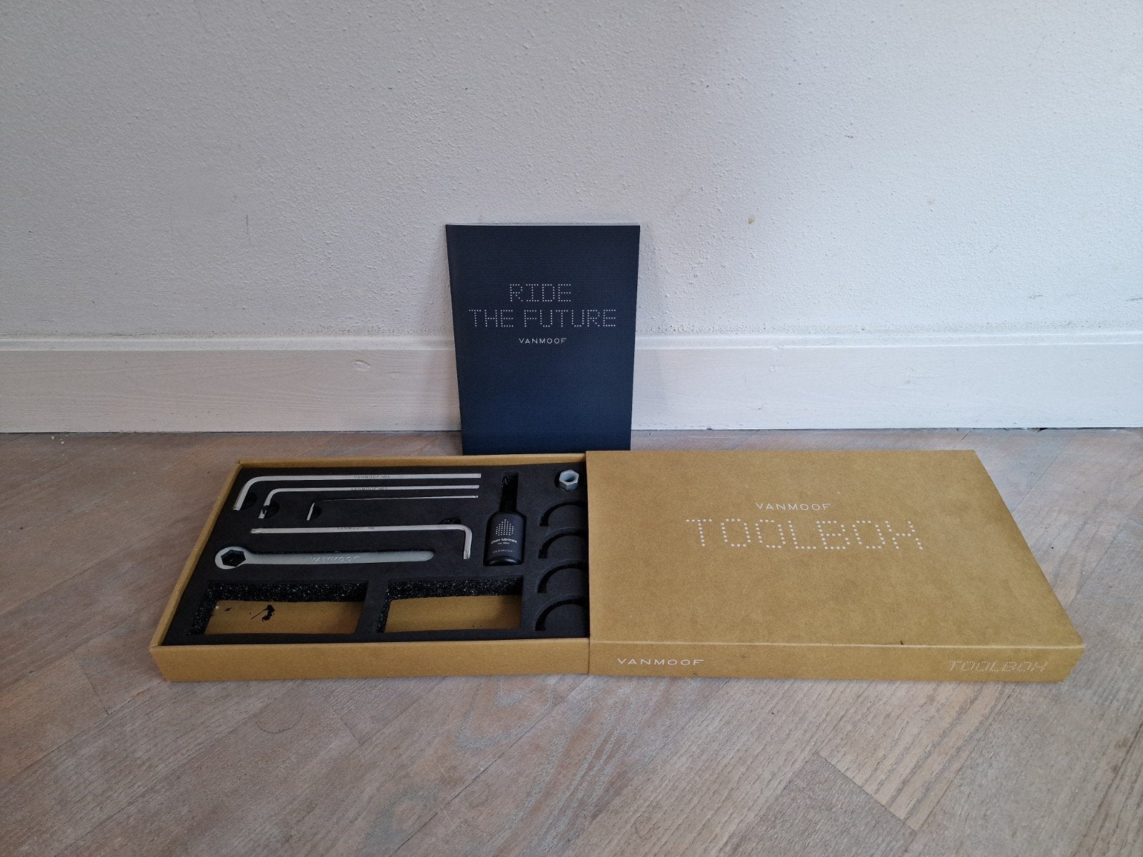 VanMoof Toolbox voor S3 en X3 modellen, Ophalen of Verzenden, Zo goed als nieuw, Gereedschapsset