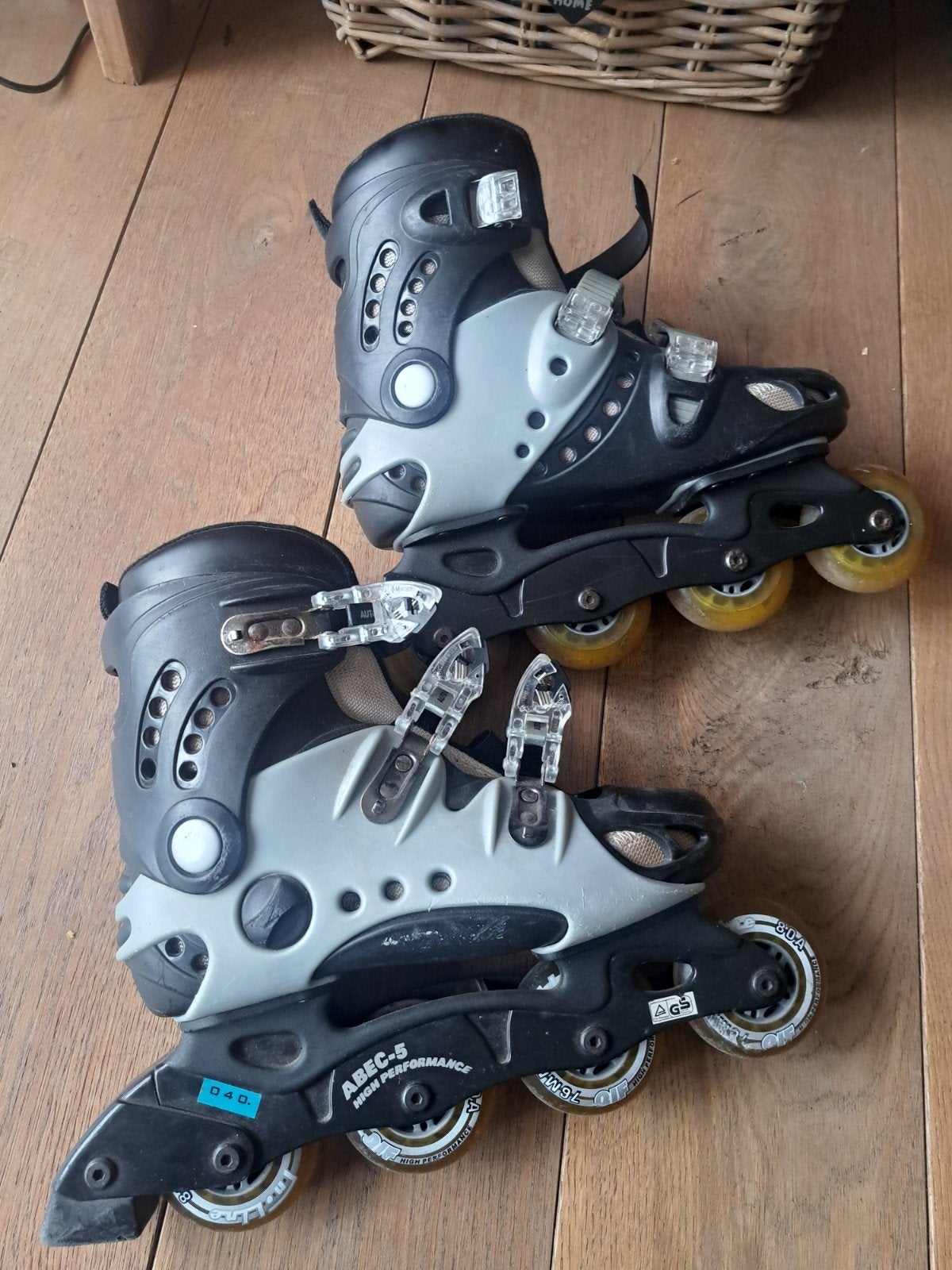 Skeelers maat 40 met beschermers, Ophalen, Gebruikt, Dames, Inline skates 4 wielen