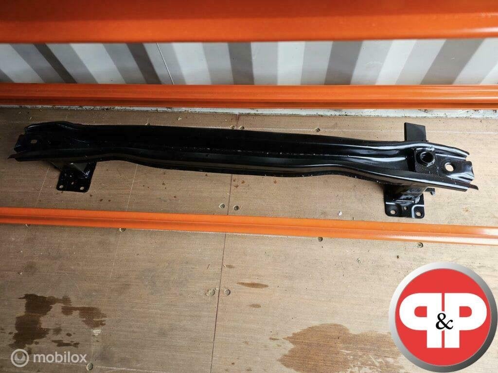 VW Tiguan 5NA Bumperbalk Achter
