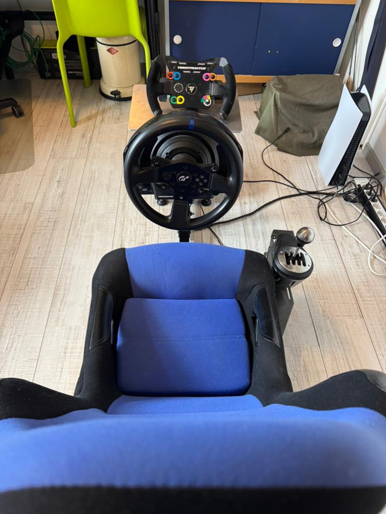 Simracing set compleet. Thrustmaster T300rs GT., Ophalen, Racestuur, Force feedback, PlayStation