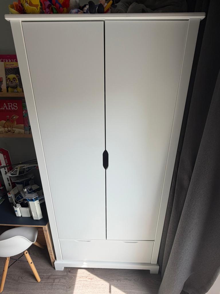 Kleding kast kinderkamer, Ophalen, 50 tot 100 cm, Zo goed als nieuw, 150 tot 200 cm