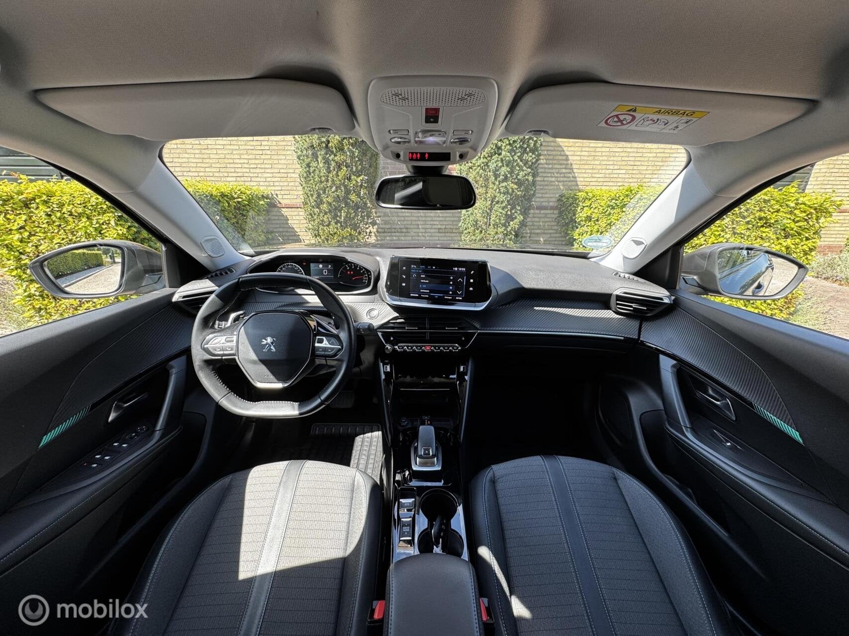 Peugeot 2008 1.2 PureTech Allure Pack 360-Camera*stoel.vrw*C, Auto's, Peugeot, Gebruikt, Euro 6, 1199 cc, Met garantie (alle)