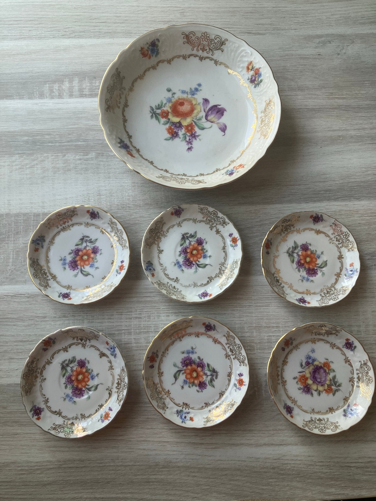 Bavaria porseleinen schaal en schoteltjes met bloemen, Ophalen of Verzenden