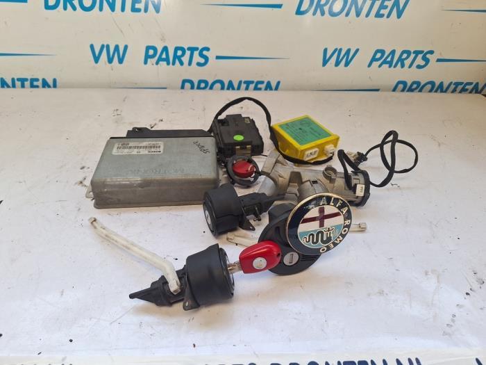 Kontaktslot + computer van een Alfa Romeo Spider, Auto-onderdelen, Gebruikt, -, Verzenden, -