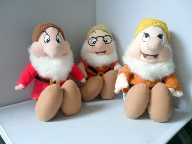 Sneeuwwitje en de 7 dwergen  - 3 stuks van 35 cm, Verzamelen, Disney, Ophalen of Verzenden, Sneeuwwitje of Doornroosje, Zo goed als nieuw