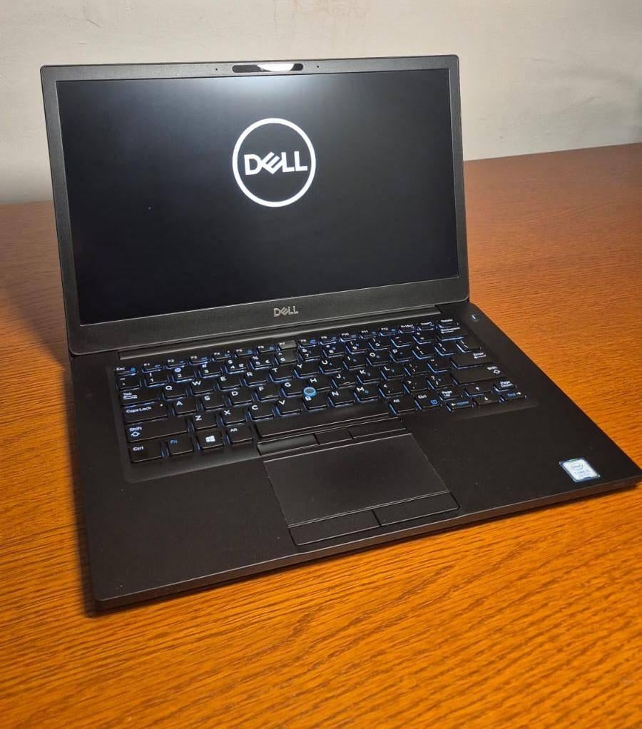 Dell Latitude 7490 | i5 8th gen | 256GB SSD | 8gb| KL DEFECT, Computers en Software, Windows Laptops, 256 GB, Qwerty, 8 GB, Refurbished