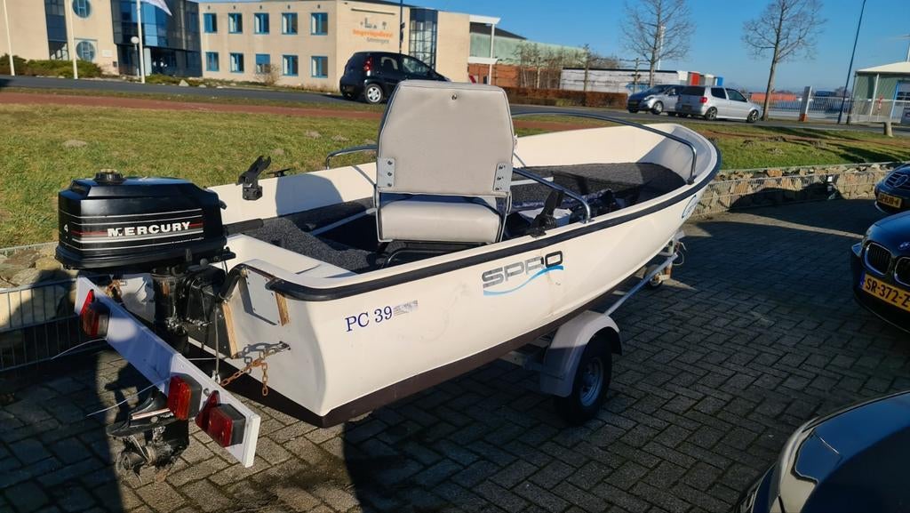 Visboot Zeilboot Speedboot Trailers  bootje snoepje sloep, Ophalen, Tot 10 pk, Zo goed als nieuw, Buitenboordmotor