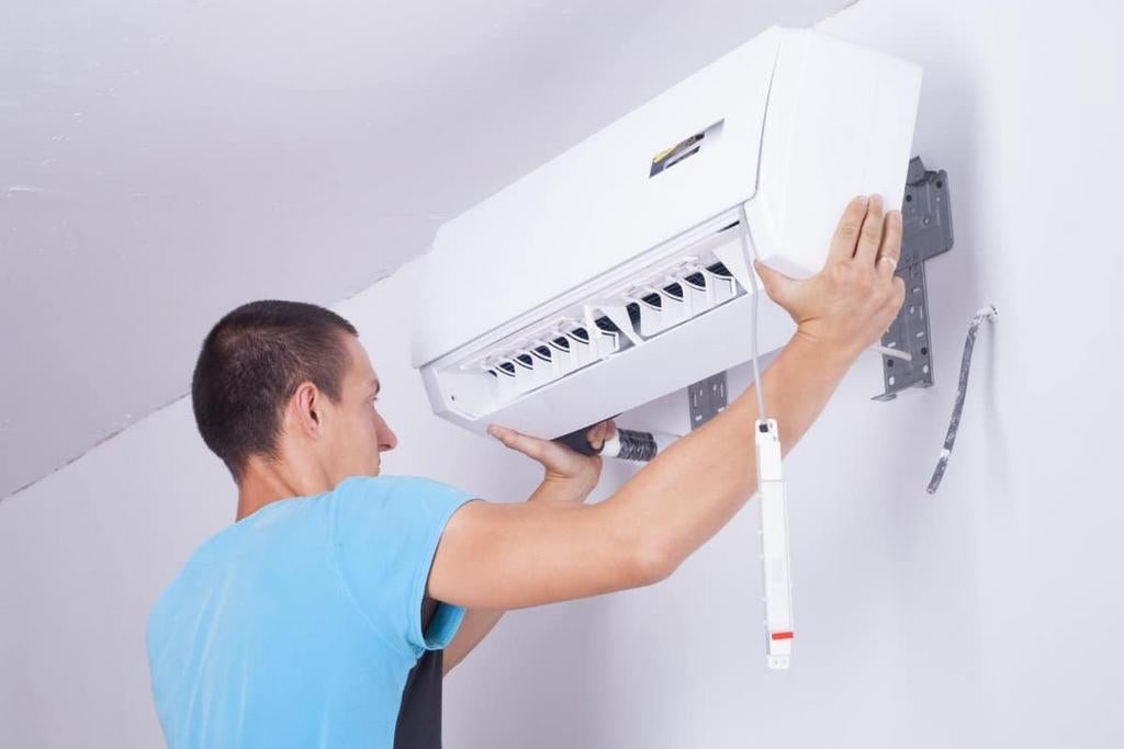 Gecertificeerde airco Monteur nodig? Of airco's plaatsen?