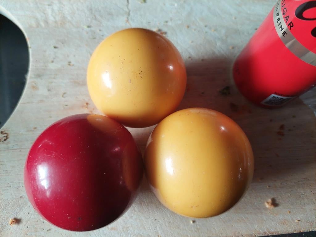 Biljartballen, Ophalen, Keu of Ballen