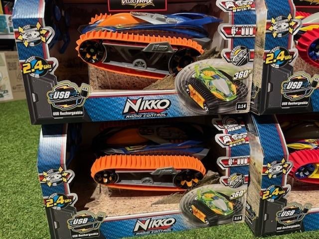 Nikko RC auto Velocitrax Oranje 360 rotatie actie nu €35, Kinderen en Baby's, Speelgoed | Speelgoedvoertuigen, Ophalen of Verzenden