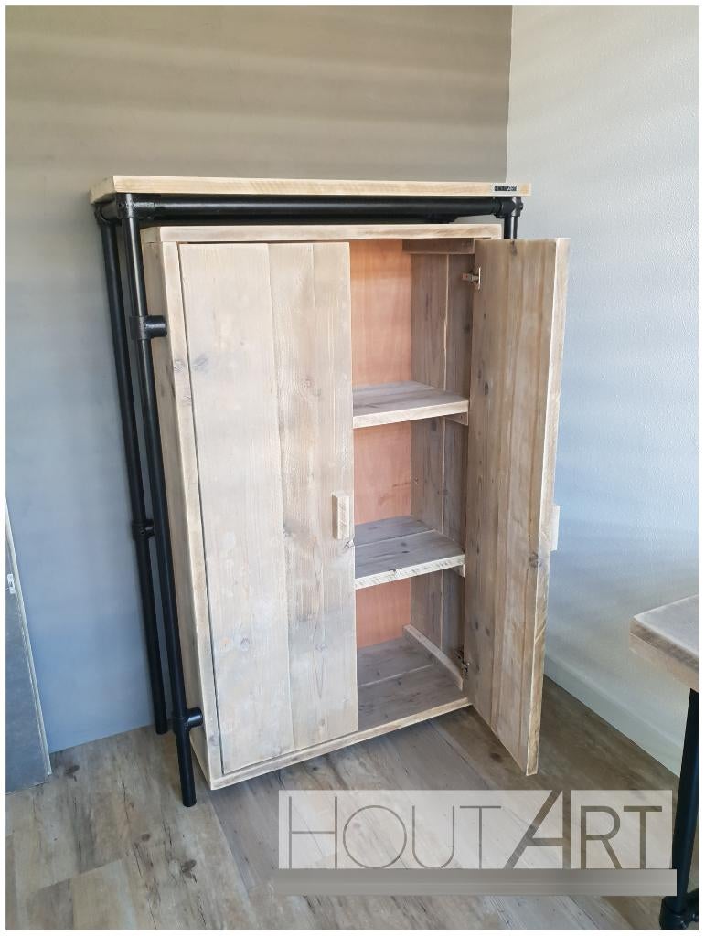 Hoge kast steigerbuis met steigerhout!, Ophalen of Verzenden