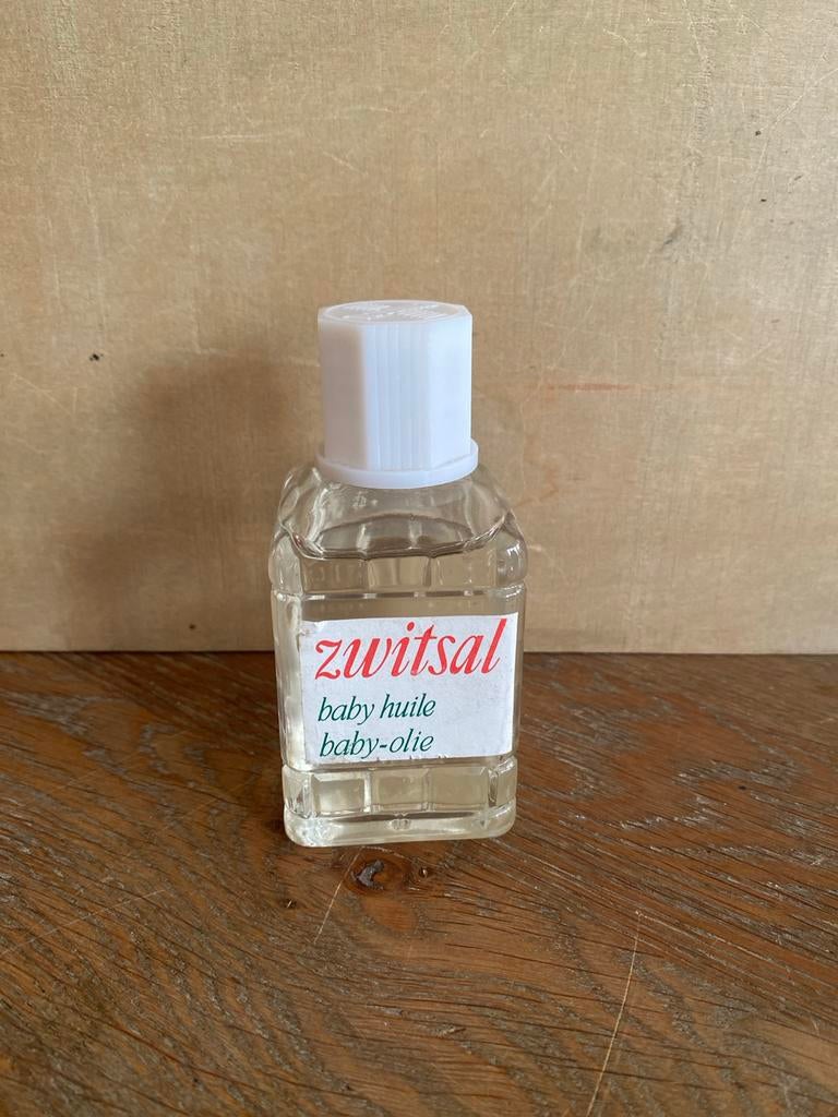 Zwitsal Baby Olie - Nieuwstaat, Overige merken, Overige typen, Ophalen of Verzenden, Zo goed als nieuw
