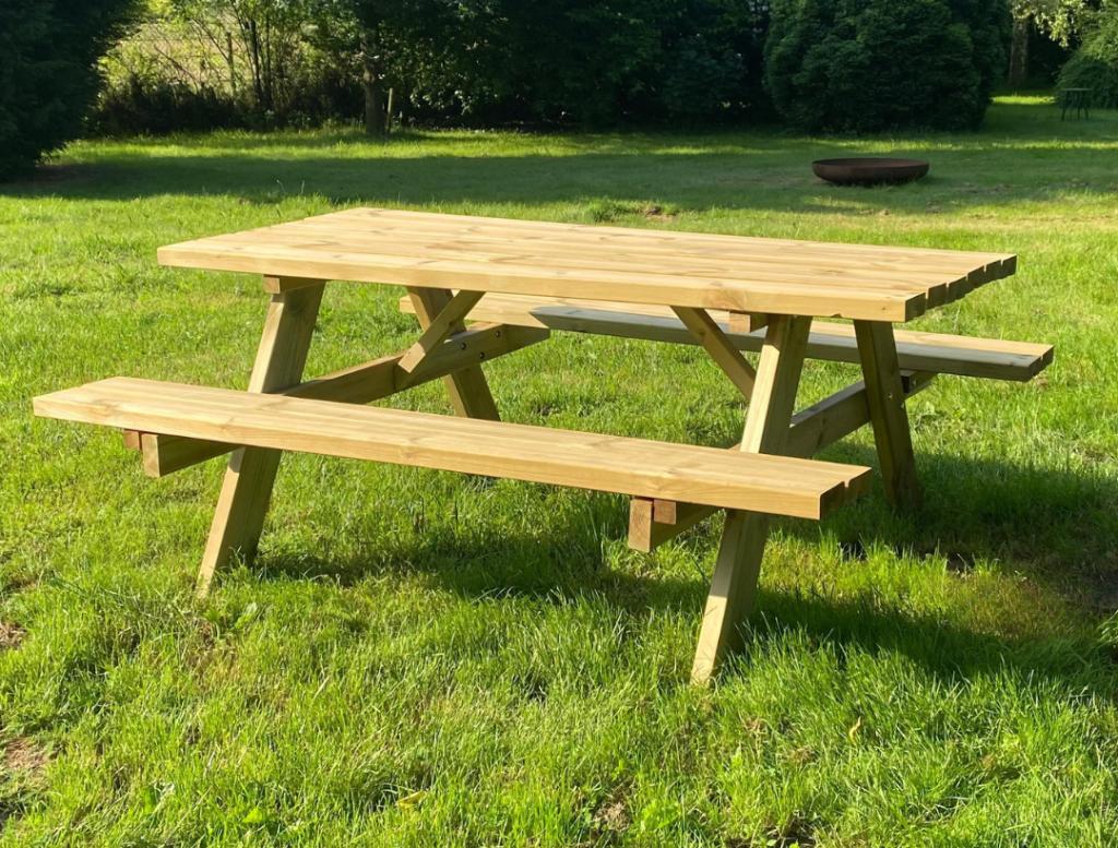 Picknicktafel 180 cm., grenenhout, en Douglas kinderpicknick