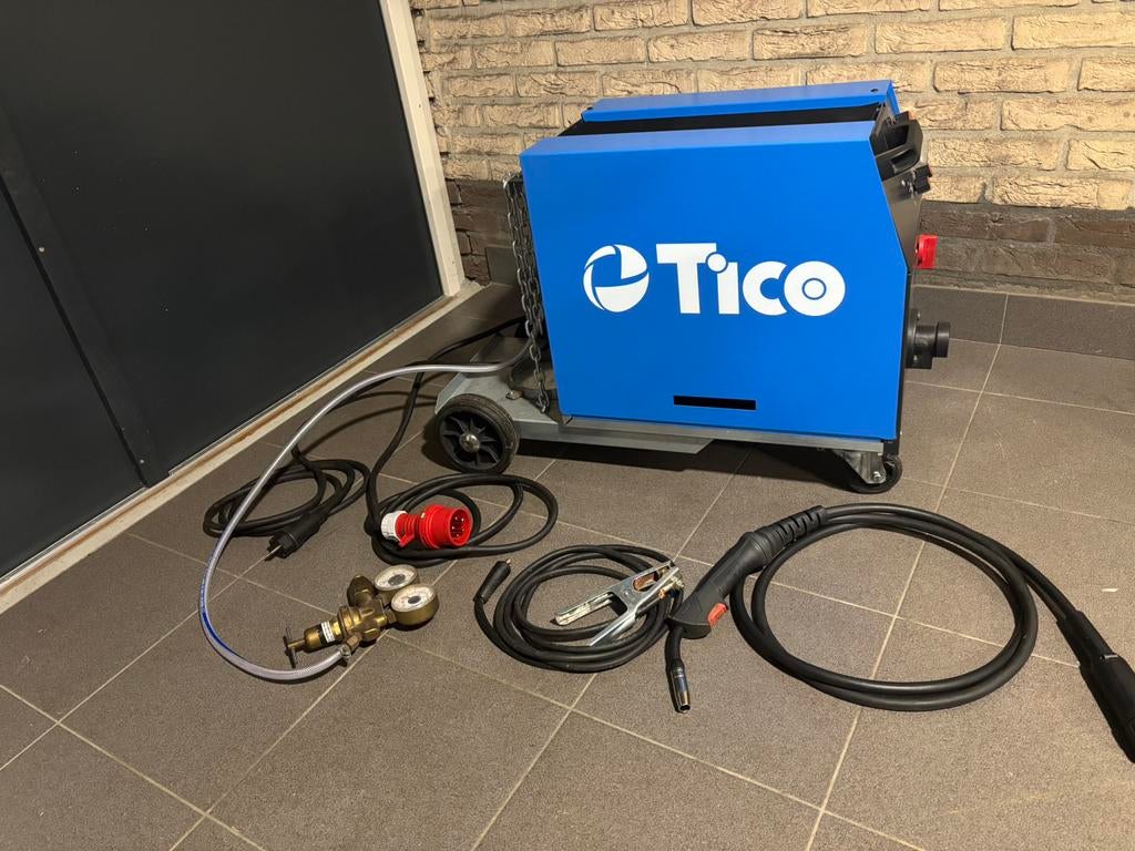 Lasapparaten tico en fronius, Ophalen, Zo goed als nieuw, 150 tot 250 ampère, Co2