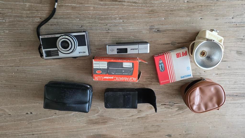Agfamatic Pocketlux Camera met Accessoires, Audio, Tv en Foto, Fotocamera's Analoog, Ophalen of Verzenden