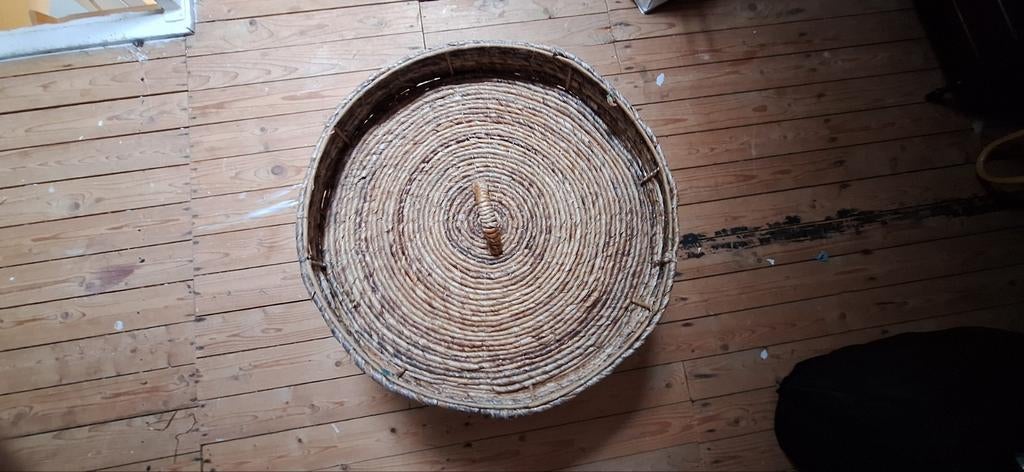 Mooie rotan bijzettafel/ salontafel., Ophalen, Zo goed als nieuw, Bord