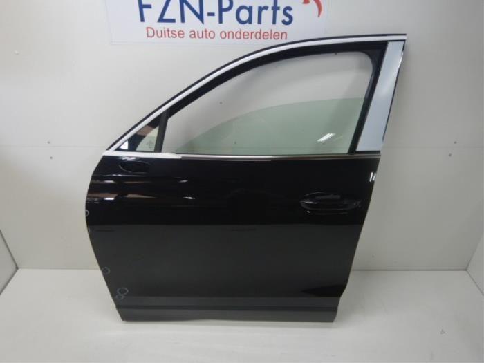 Portier 4Deurs links-voor Volkswagen Tiguan (22723269), Ophalen of Verzenden, Gebruikt, Voor, Deur
