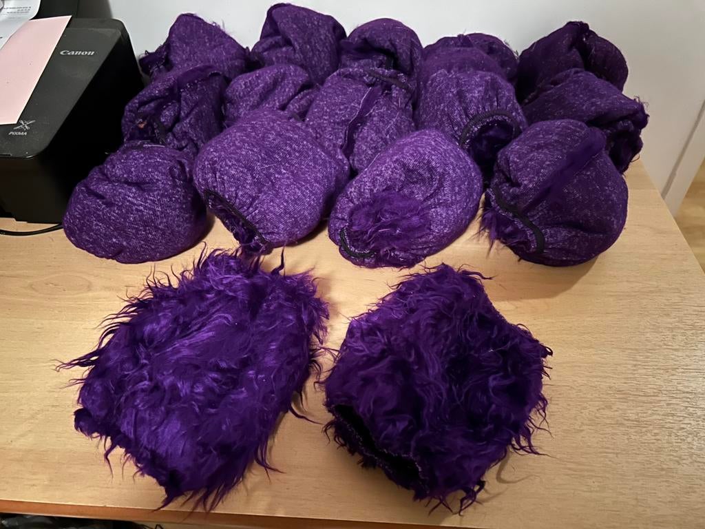 30x paars arm of been warmers carnaval loopgroep, Ophalen of Verzenden, Zo goed als nieuw, Carnaval, Kleding