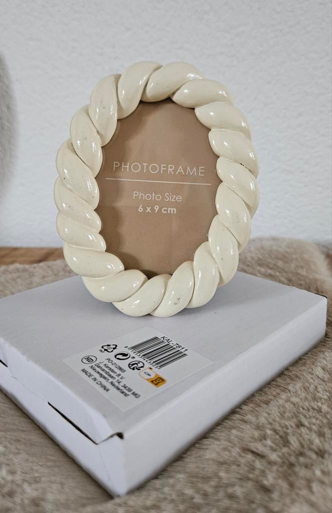 Kersten fotolijstje ovaal gedraaid ivoor  6 x 9 cm, Verzenden, Nieuw