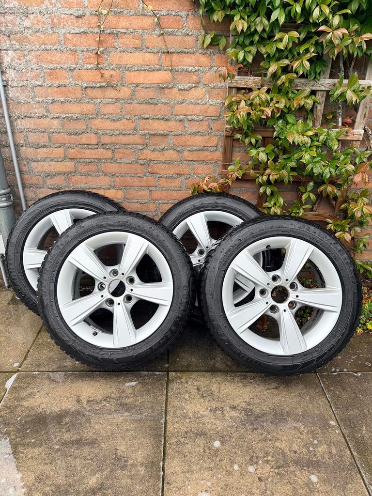 Velgen BMW 1-serie F20 | 16 inch GoodYear UltraGrip 8, Ophalen, 16 inch, Banden en Velgen, 205 mm