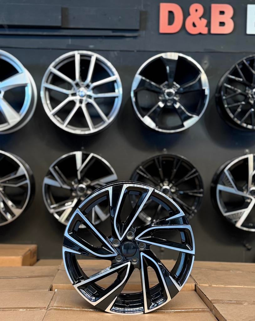 17 inch adelaide look velgen 5x100 Vw polo gti taigo t cross