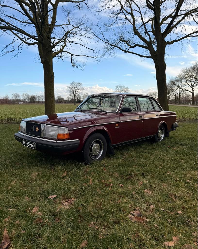 Volvo 244 Diesel, Auto's, Volvo, Beige, Particulier, Sedan, 6 cilinders