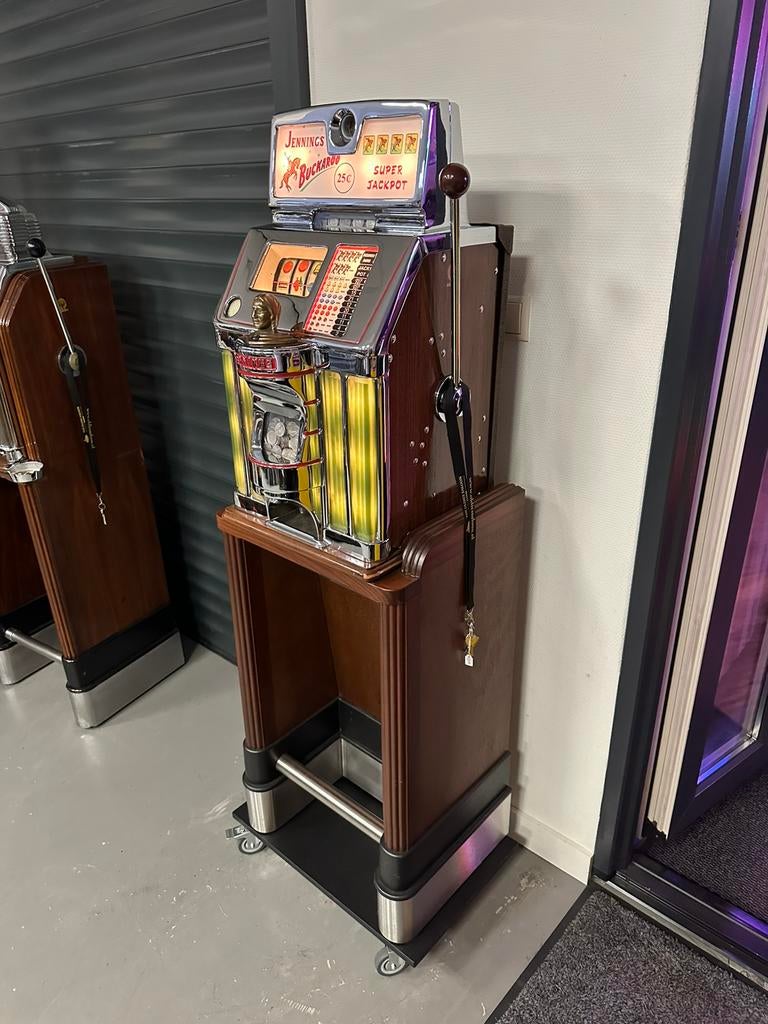Prachtige eenarmige bandiet Jennings Buckaroo gokkast, Verzamelen, Automaten | Gokkasten en Fruitautomaten, Overige munten, Ophalen