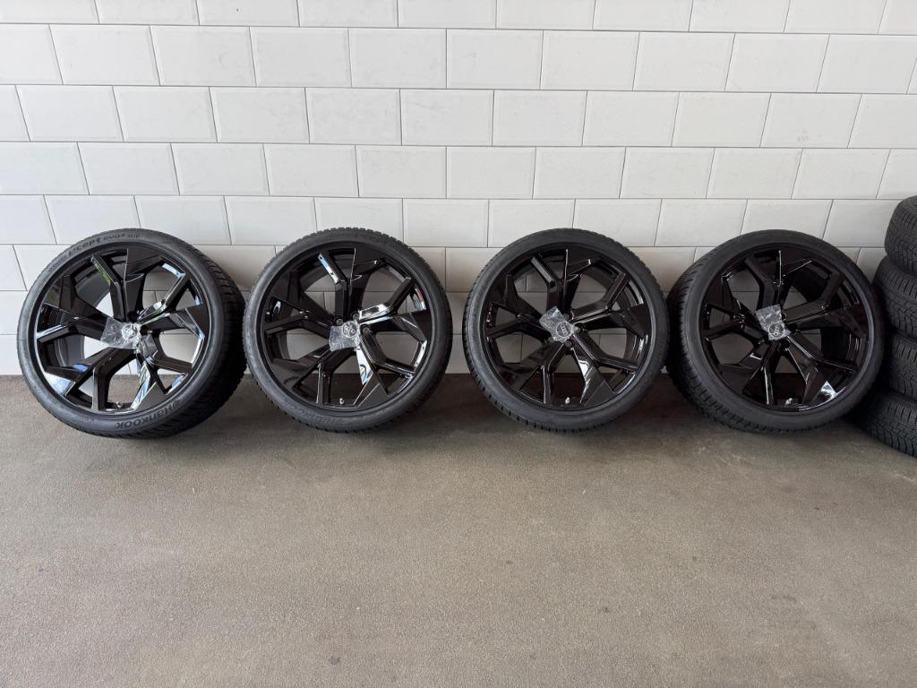 Audi OEM Q8/SQ8/RSQ8 23 inch winterset ❄️, Ophalen, Gebruikt, 295 mm, Banden en Velgen